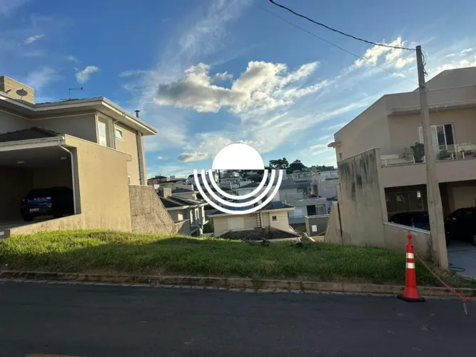 Terreno à venda em Valinhos, Jardim Pinheiros, com 300 m²