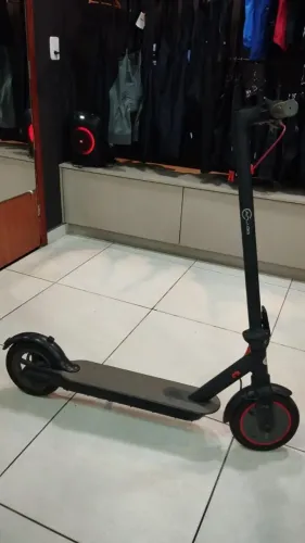 Patinete Elétrico Adulto Premium 500w Pneu Aderente Velocidade Máxima 32km/h Motorizado At