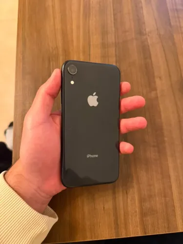 iPhone XR 64GB