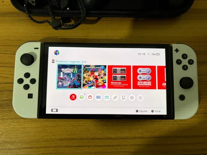 Nintendo Switch OLED Branco + Jogos + Capa de Transporte