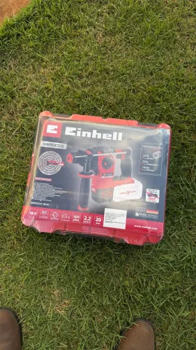 Vendo Martelete a bateria Einhell NOVO LACRADO