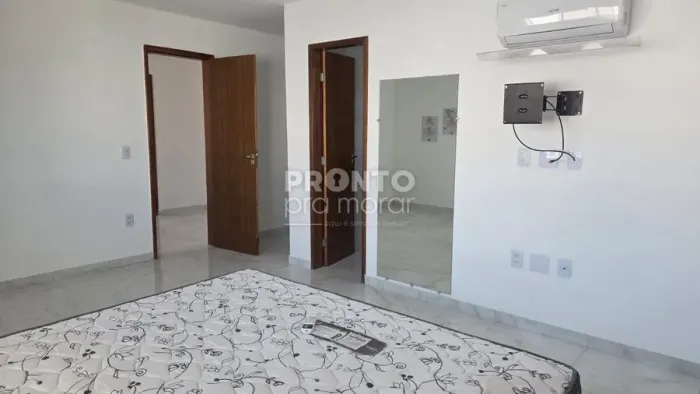 Casa de Condomínio com 5 quartos em Ponto Alto