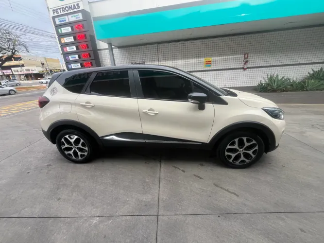 Renault Captur Intense 1.6 16V Flex 5P Aut. 2019