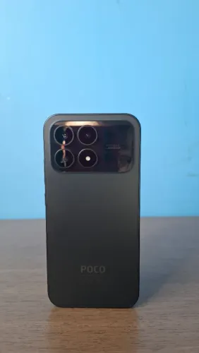 Troco em iPhone 16 pro e 17 com volta pra vc