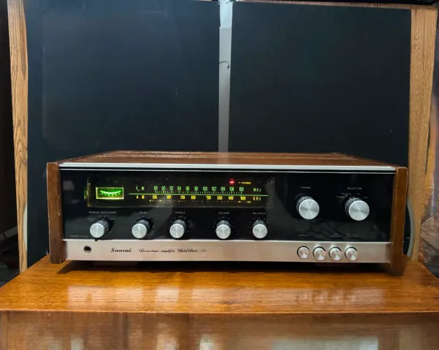 Receiver sansui 310 , vintage 1970 raro aparelho