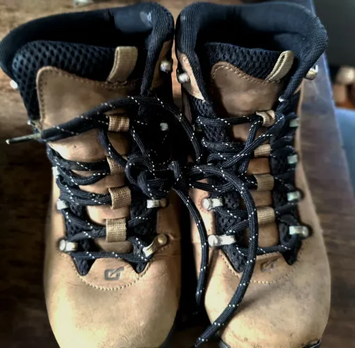 Bota schiò 35 couro