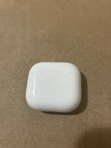 AirPod 4 com Noise control