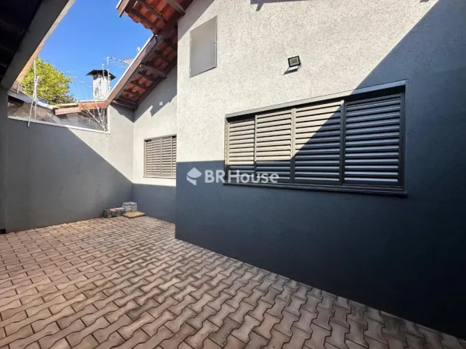 Jardim Mansur | Casa 4 quartos, sendo 1 suite