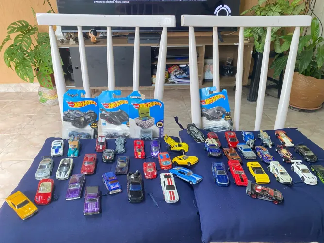 Lote de carrinhos da hotwheels 