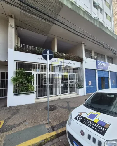 Kitnet com armário + box de vidro, Bairro Botafogo, Campinas (SP)