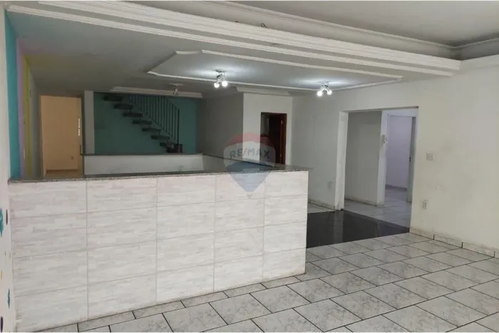 Excelente Prédio Comercial no Jardim Santo André - Zona Norte de Sorocaba