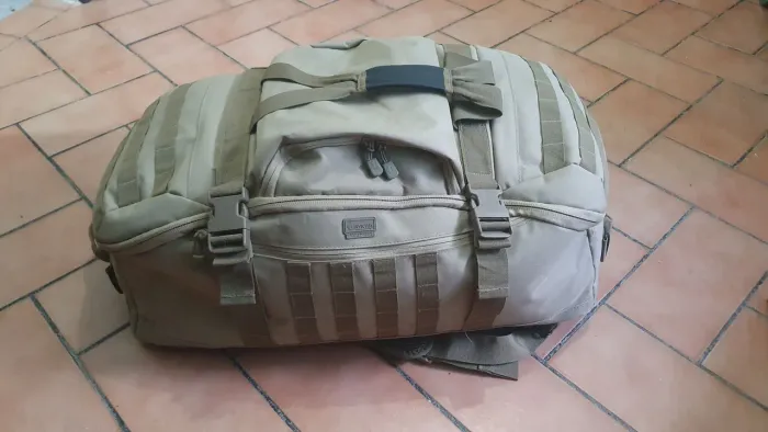 Mochila/mala Tática Militar Invictus Expedition 70L Coyote