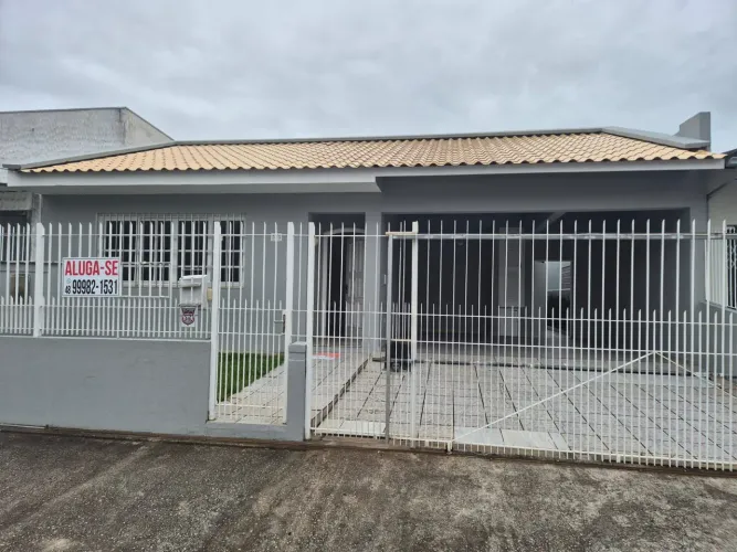 ? ALUGA-SE CASA NO SANTA MÔNICA - FLORIANÓPOLIS!<br>