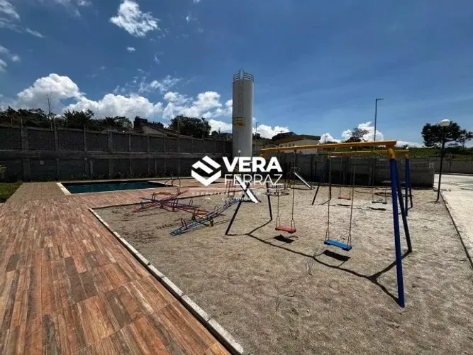 Sobrado à Venda - Residencial Belvedere