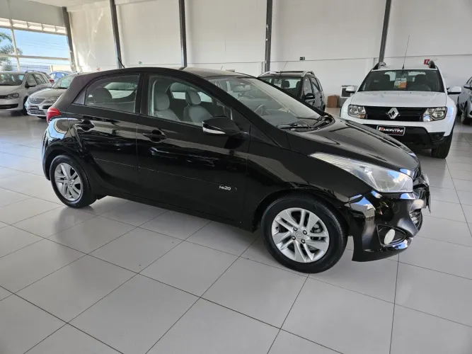 Hyundai HB20 Premium 1.6 Flex 16V Mec. 2013