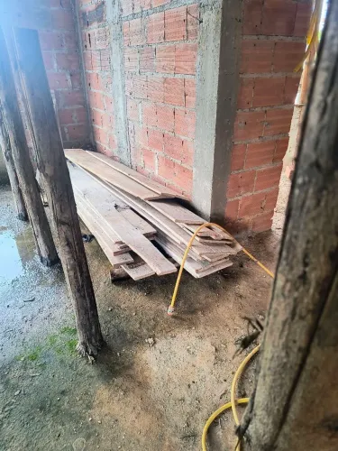 madeira para forno de pizzas 