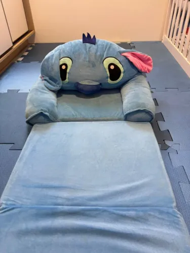 Sofá De Pelúcia Stitch Dobrável que vira Cama