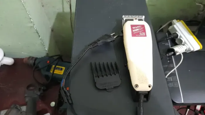 Máquina de cortar cabelo WAHL HomeCut Adjustable