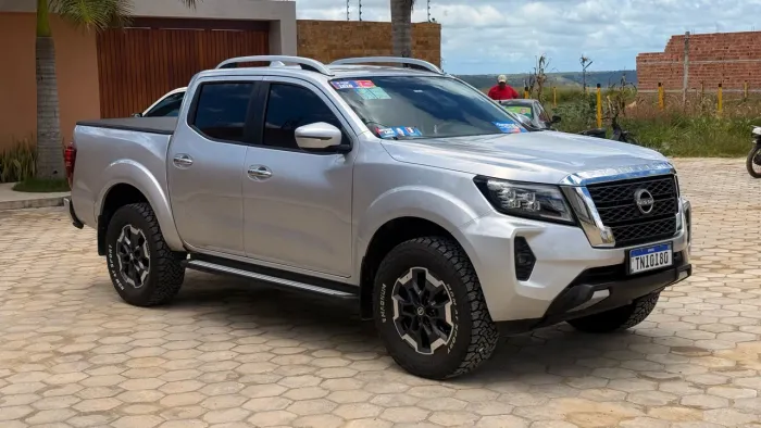 Nissan Frontier XE CD 4X4 2.3 Bi-TB Diesel Aut. 2025