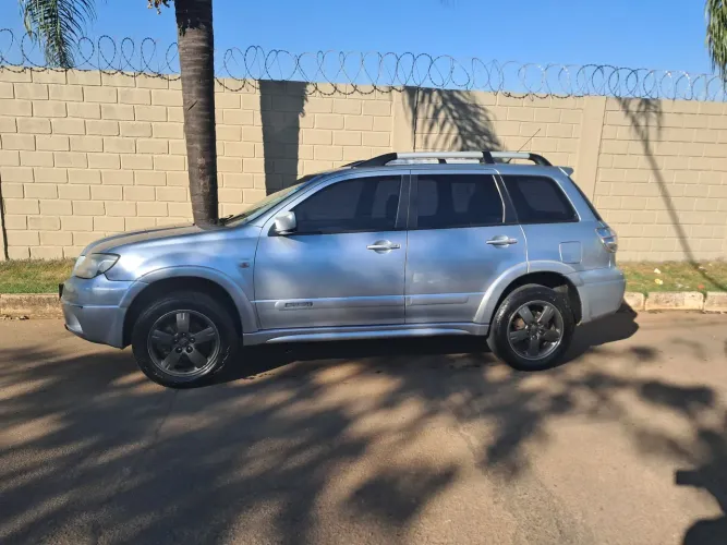 Mitsubishi Airtrek 2.4 16V 163cv/ 136cv 4X4 5P Aut. 2008
