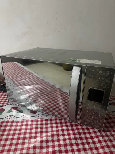 MICROONDAS PHILCO 27l POR APENAS R$ 270