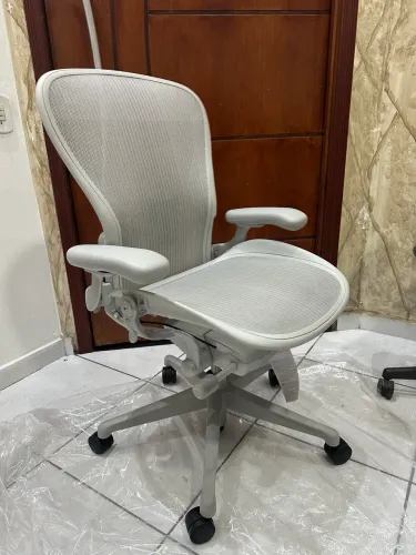 cadeira herman miller new aeron B completa mineral