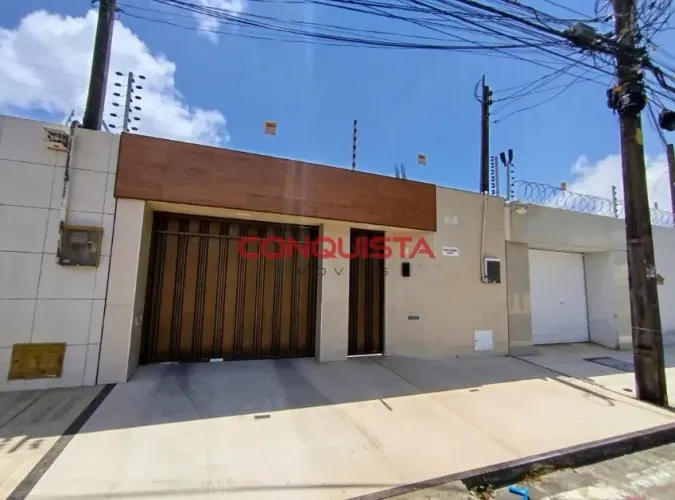 Casa Duplex à Venda - Bairro Cidade dos Funcionários, Fortaleza/CE