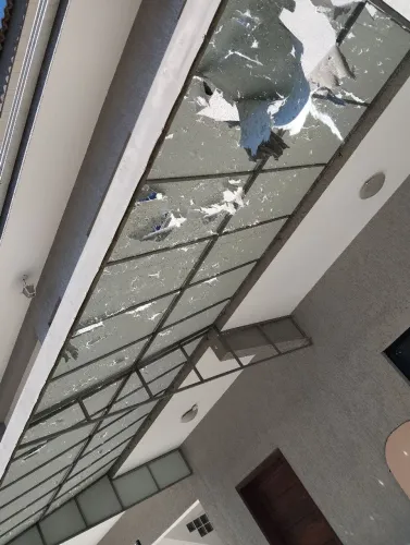 Estrutura para toldo