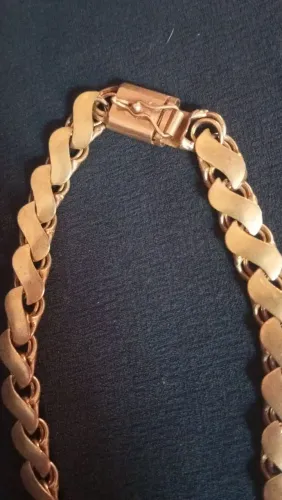 Cordão de moeda antiga