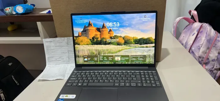 ? Notebook Lenovo IdeaPad Slim 3i | Intel Core i5 13ª Geração | SSD 512GB | Estado de Novo