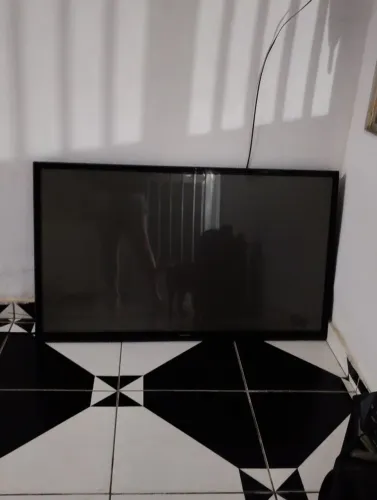 Tv de 51 polegadas Samsung NÃO É SMART.
