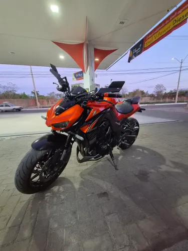 Kawasaki z1000