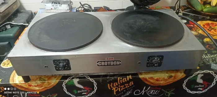 Crepeira dupla elétrica Croydon