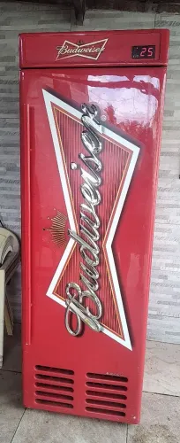 freezer cervejeiro gelopar Budweiser 570 litros 127V super conservado