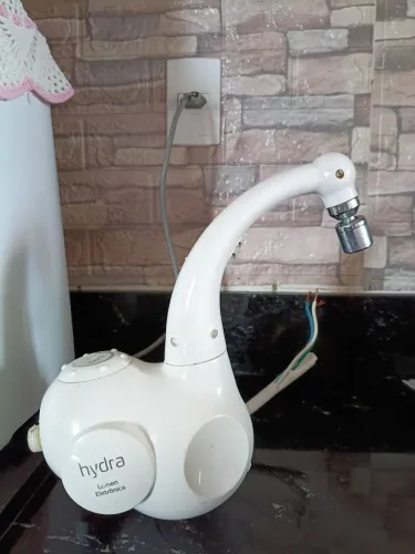 Torneira elétrica Hydra lúmen