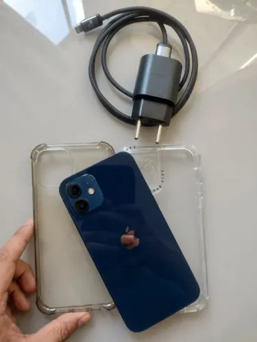 iPhone 12 128gb azul com carregador e 2 capinhas 