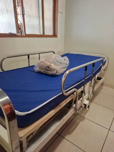 Cama hospitalar