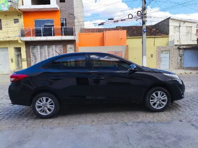 Toyota Yaris XL Sedan 1.5 Flex 16V 4P Aut. 2019