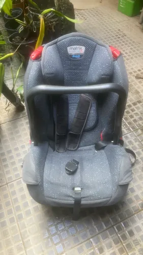 Cadeirinha infantil para carro
