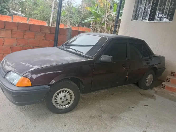 Chevrolet Monza Classic SE 2.0 /mpfi E EFI 2P E 4P 1992