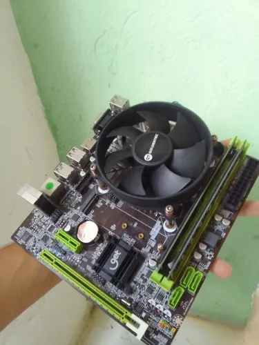 Kit - Placa mãe H81, I5 4570, 16Gb RAM e RX 550