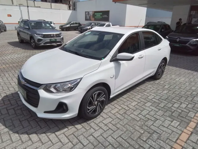 Chevrolet Onix Plus LT 1.0 12V TB Flex Mec. 4P 2025