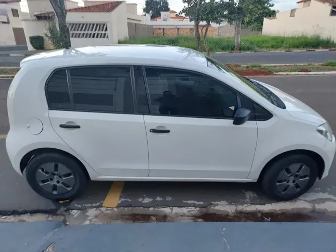 Volkswagen Up! Take 1.0 Total Flex 12V 5P 2017