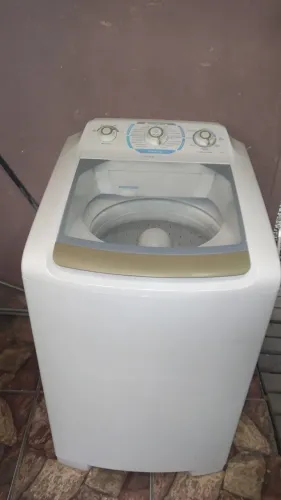 Vendo máquina de lavar roupas eletrolux 12kg valor $650 reais
