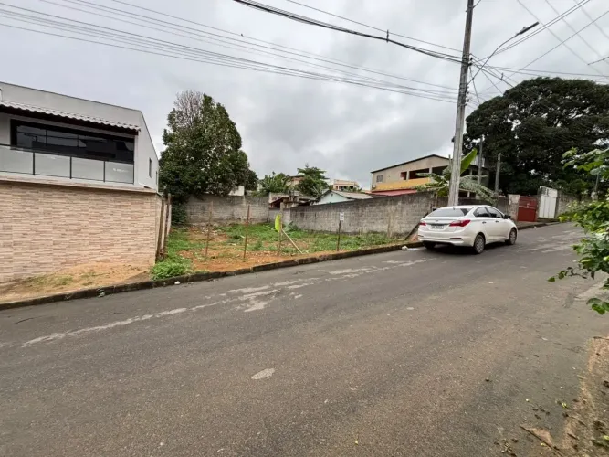 Lote vista dourada