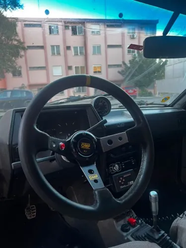 Volante MOMO com cubo + Pré corte