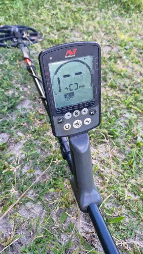 Detector de metais equinox 600
