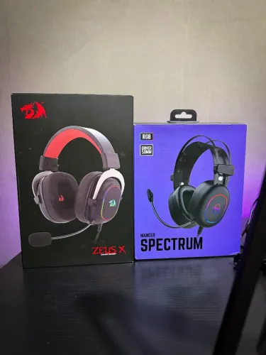 Headset Zeus X RGB + Headset Mancer Spectrum