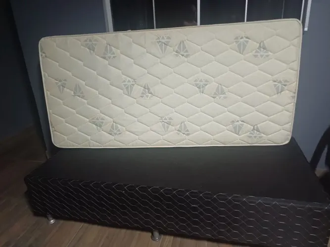 Box solteiro