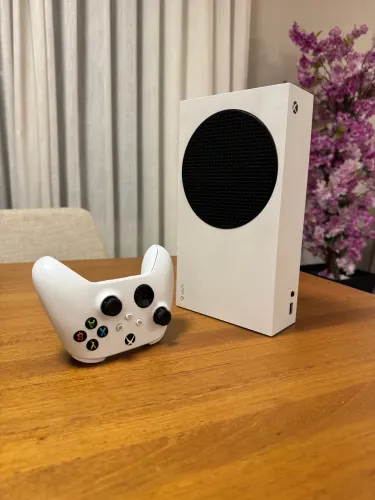 XBOX SÉRIES S 512GB EM EXCELENTE ESTADO!